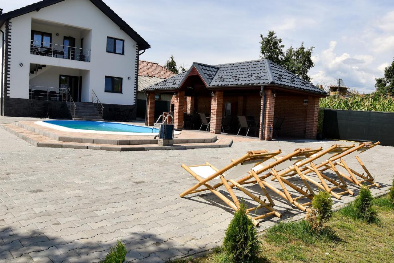 Pensiunea Happy Day Хорезу Екстер'єр фото